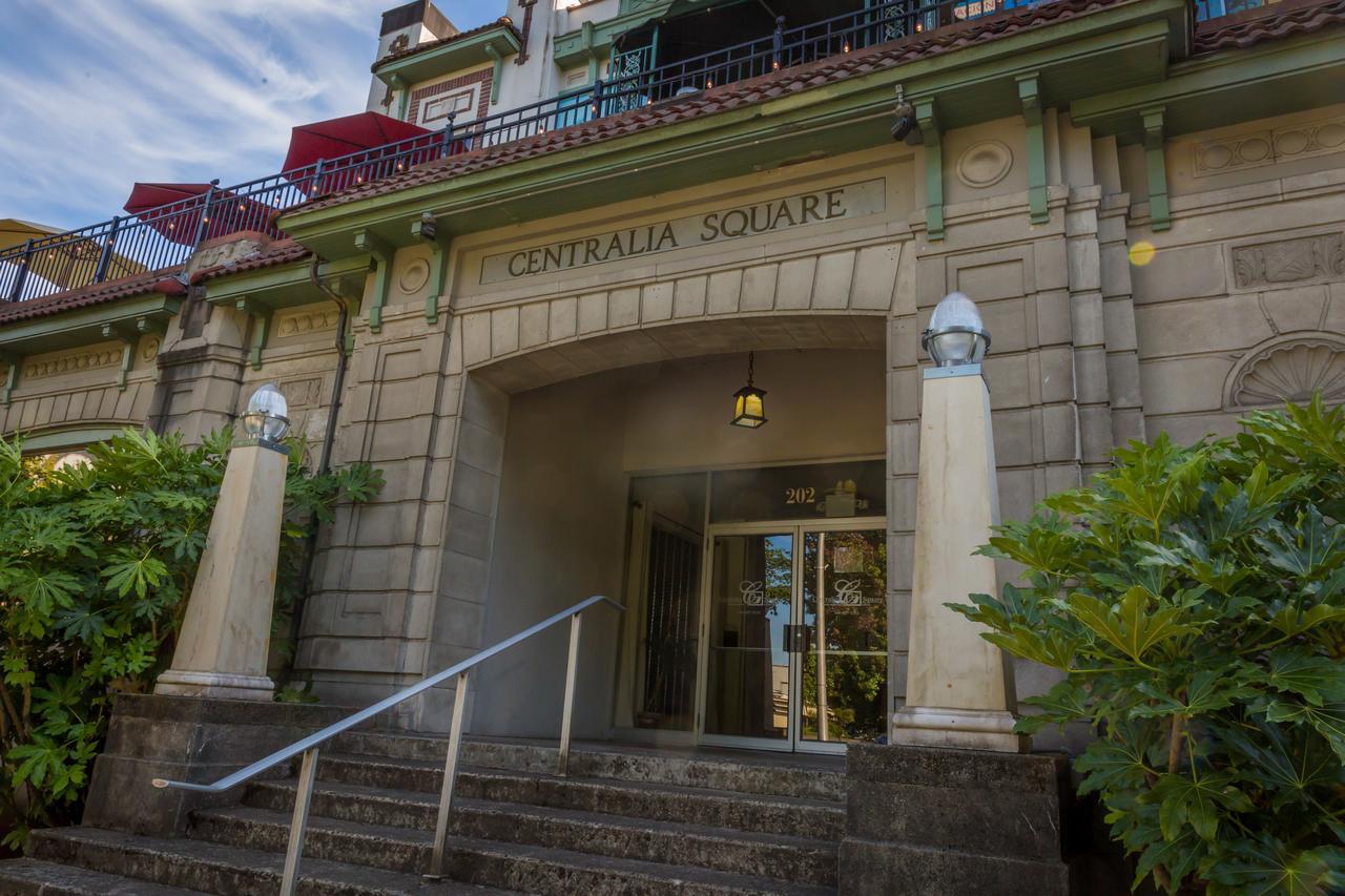 Centralia Square Grand Ballroom And Vintage Hotel Dış mekan fotoğraf