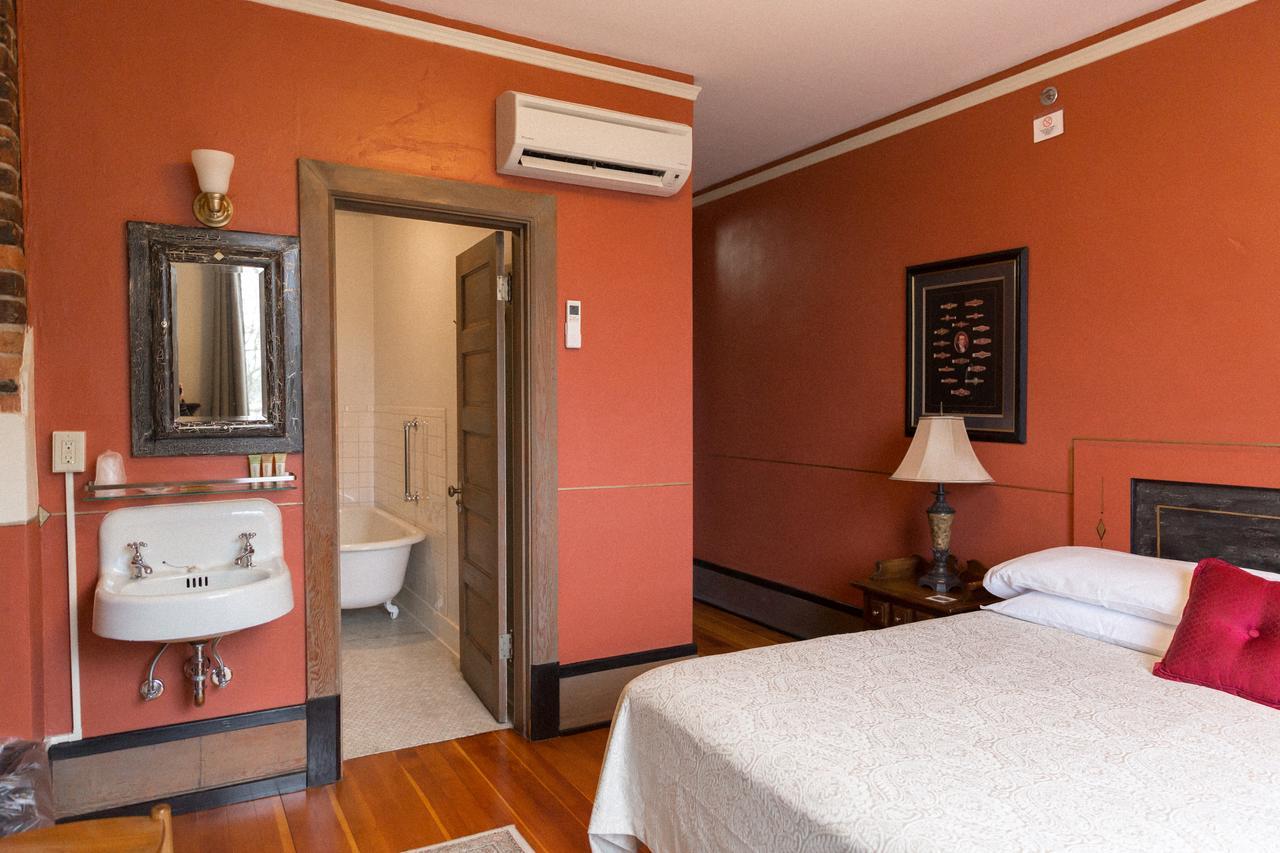 Centralia Square Grand Ballroom And Vintage Hotel Dış mekan fotoğraf
